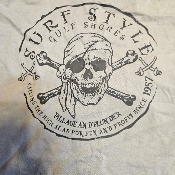 Resort Shirt from resort Located Gulf Shores, AL Pirate Themed - Picture 4 of 5